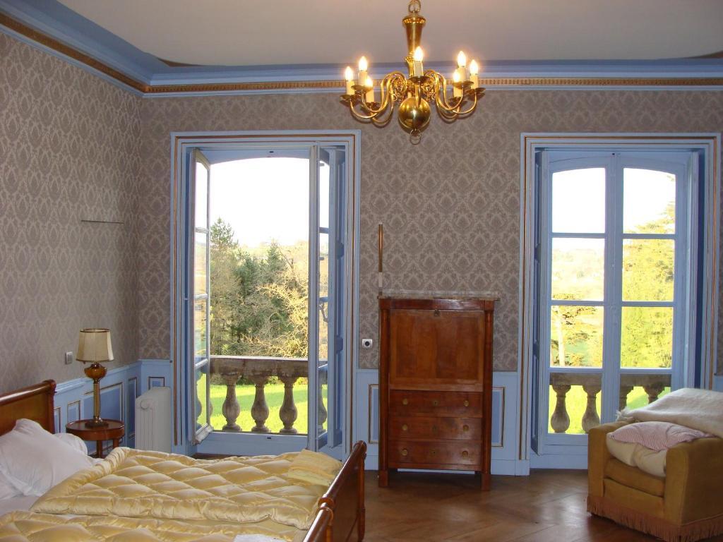 Le Chateau D'Ailly Parigny  Room photo