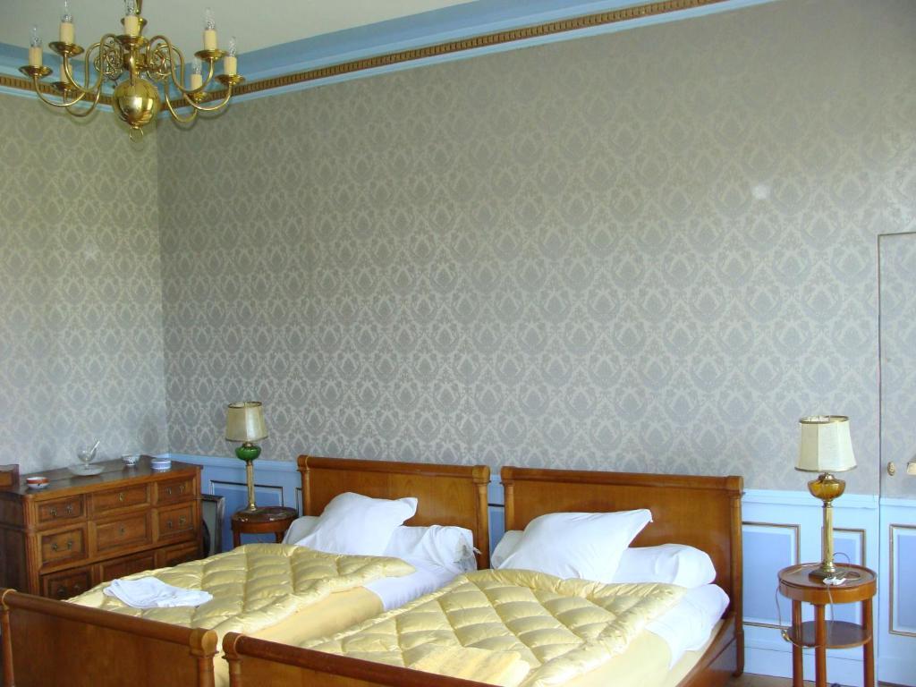 Le Chateau D'Ailly Parigny  Room photo